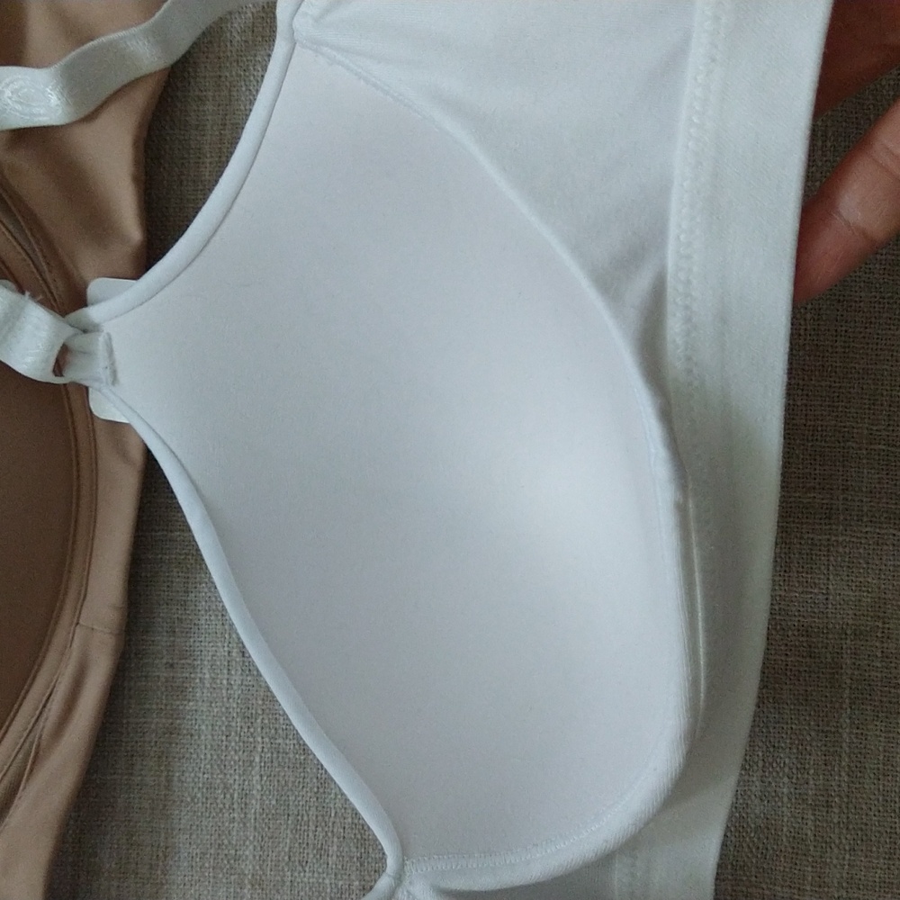 Two NWT 🍂Warners Cloud -9 Bra 🍂size 40B🍂 - Picture 4 of 11